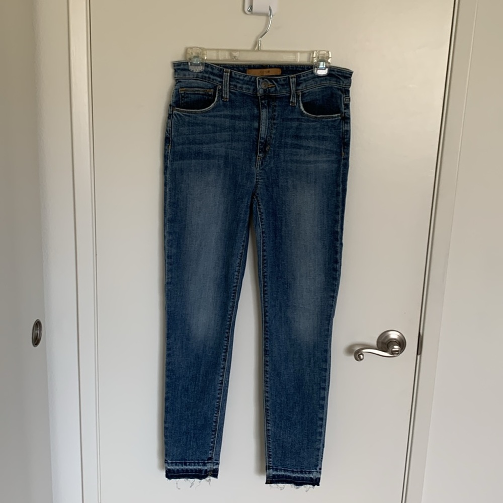 |Joe’s The Charlie, High Rise Skinny Ankle Jeans, Distressed Hem / Size 29